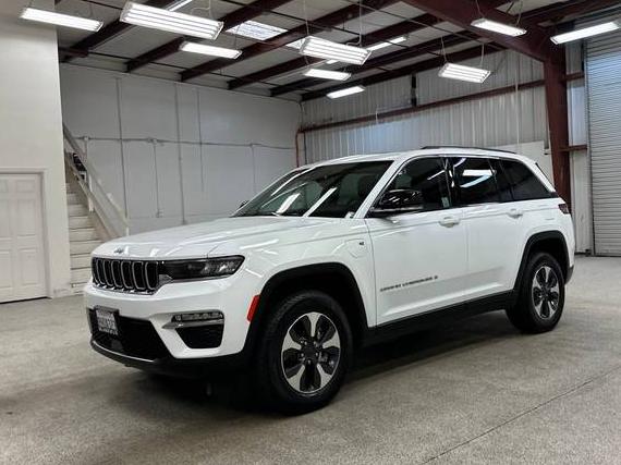 JEEP GRAND CHEROKEE 2022 1C4RJYB66N8747616 image